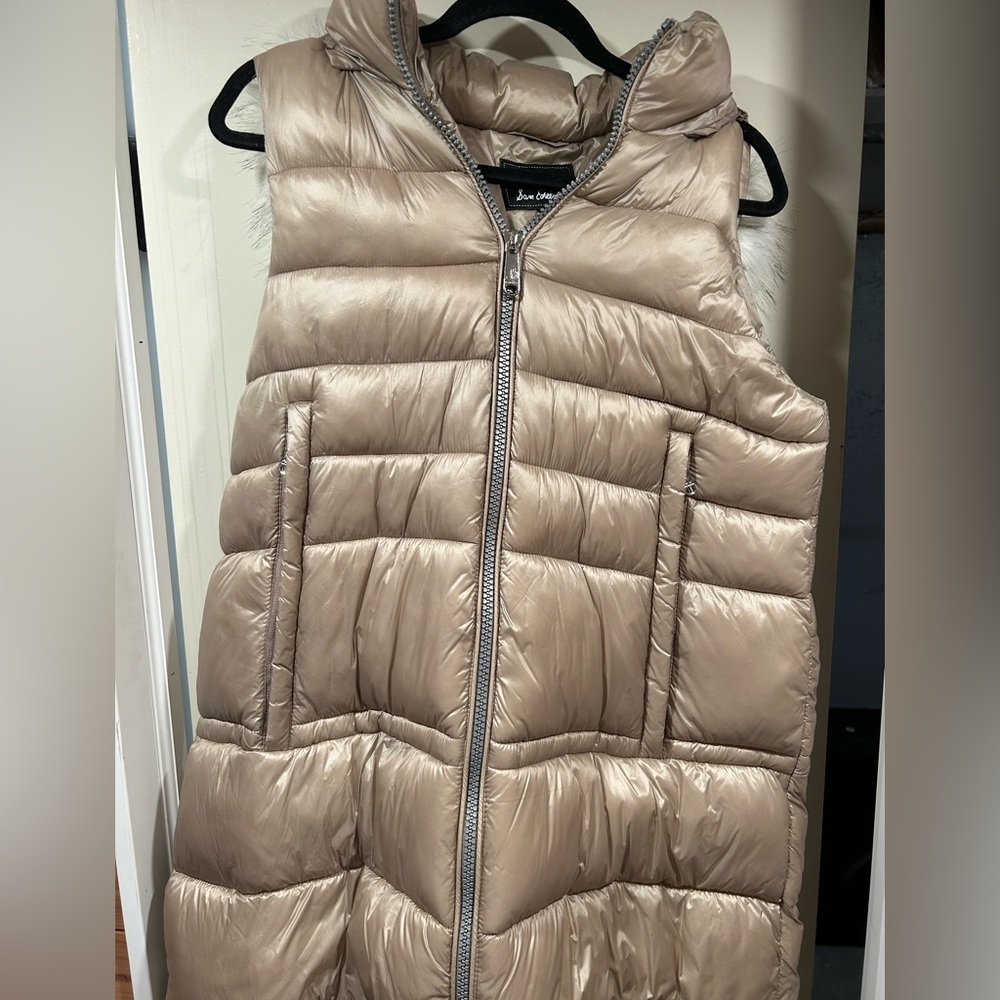 Sam Edelman puffer vest with fur trim hood